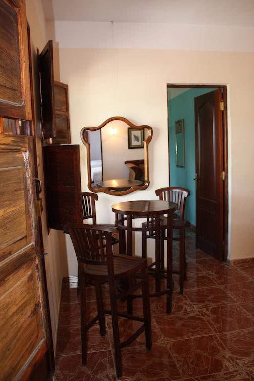 Apartamentos Finca La Cruz Tazacorte Habitación foto